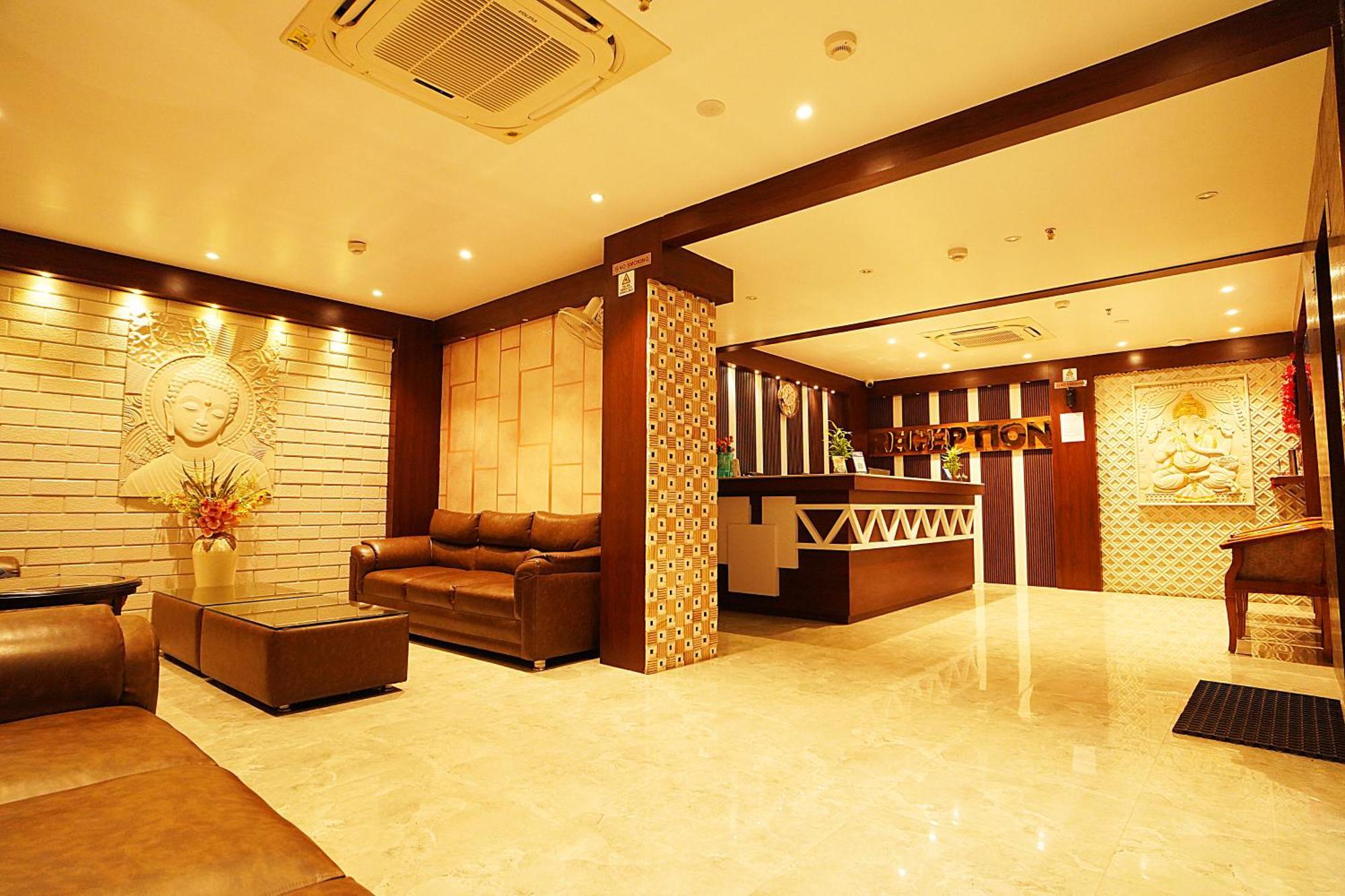 Blue Waves Hotel Tajpur Exterior photo
