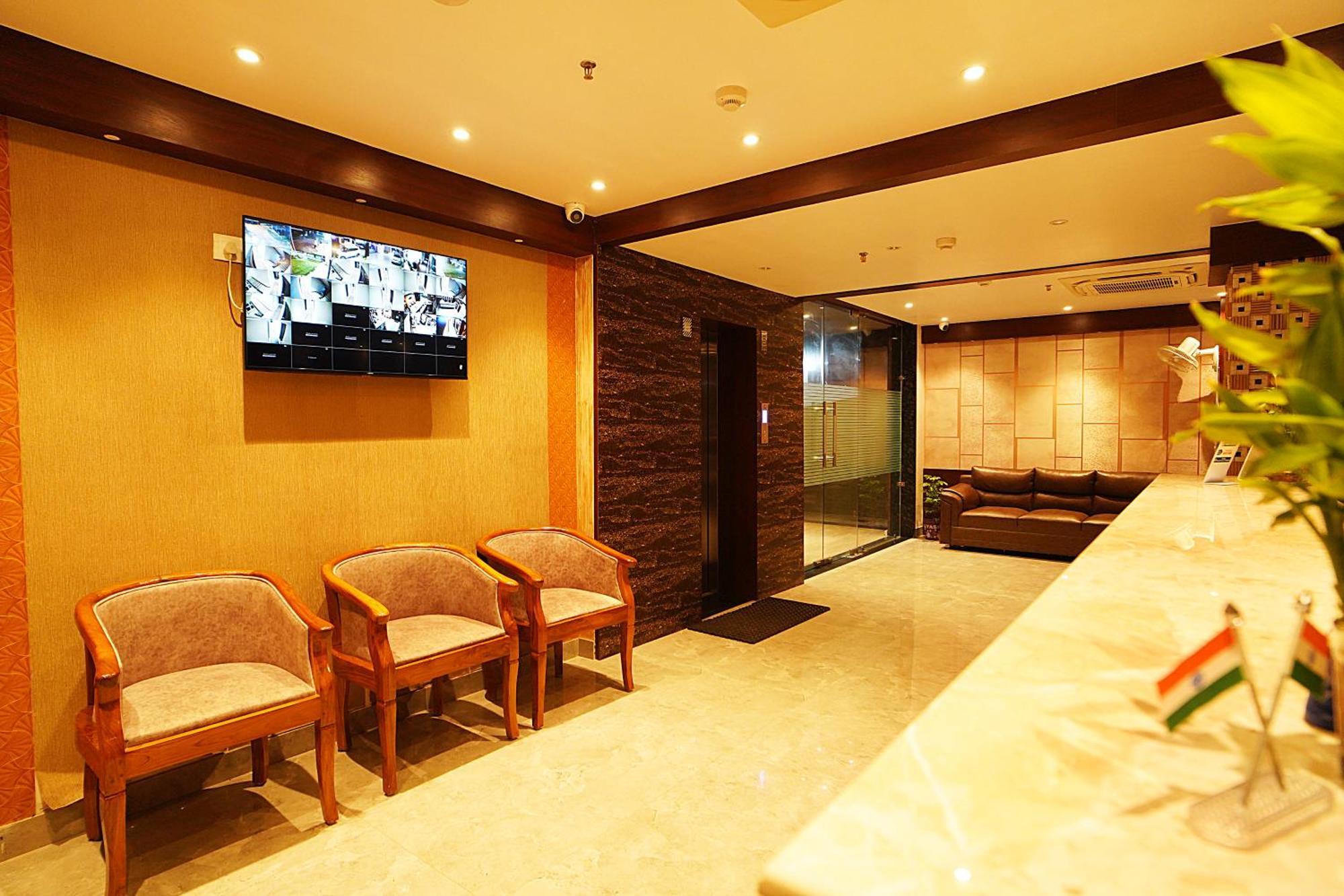Blue Waves Hotel Tajpur Exterior photo